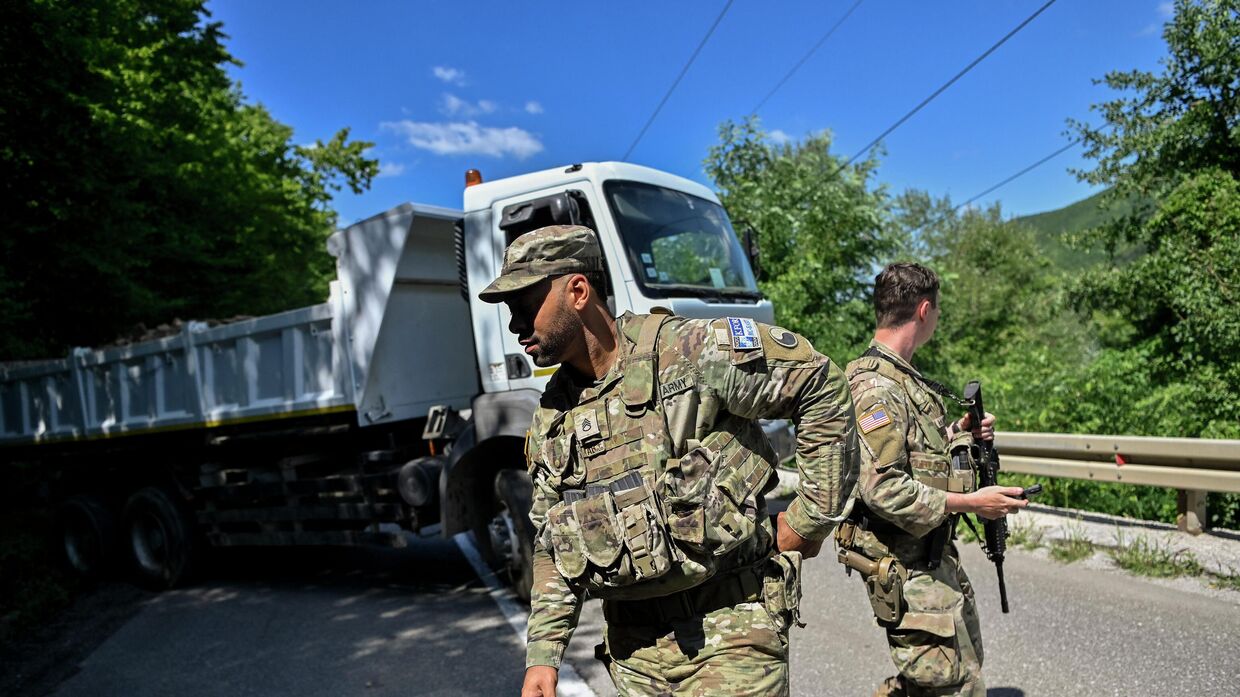 1 августа 2022 года. Американские солдаты недалеко от города Зубин, Косово