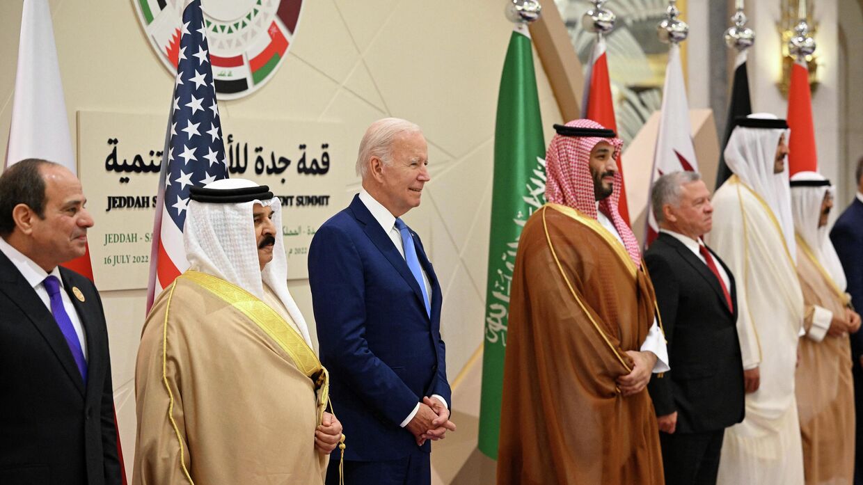 16 июля 2022 года.  Участники Саммита Джидды по безопасности и развитию в Саудовской Аравии
