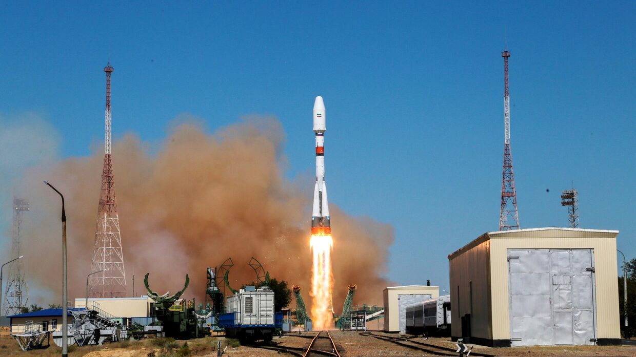 Пуск РН Союз-2.1б с разгонным блоком Фрегат с космодрома Байконур 