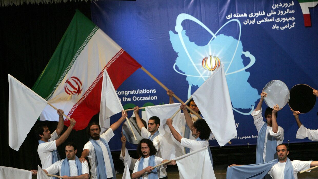 Праздник по случаю годовщины иранской ядерной программы в Тегеране