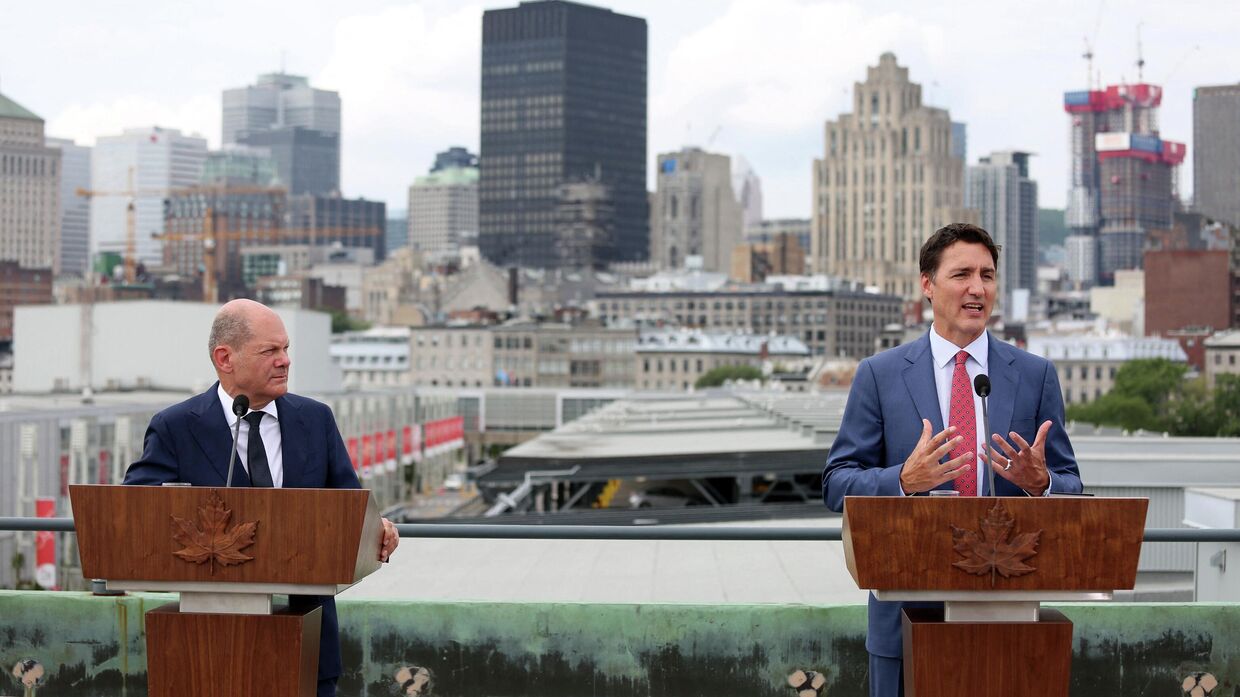 Канцлер Германии Олаф Шольц и премьер-министр Канады Джастин Трюдо во время пресс-конференции в Монреале, Канада