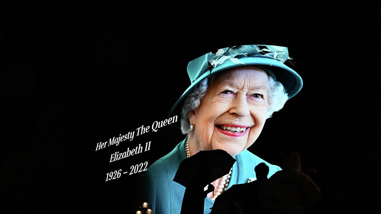 Фотография Елизаветы II на площади Пикадилли в Лондоне, 8 сентября 2022 года