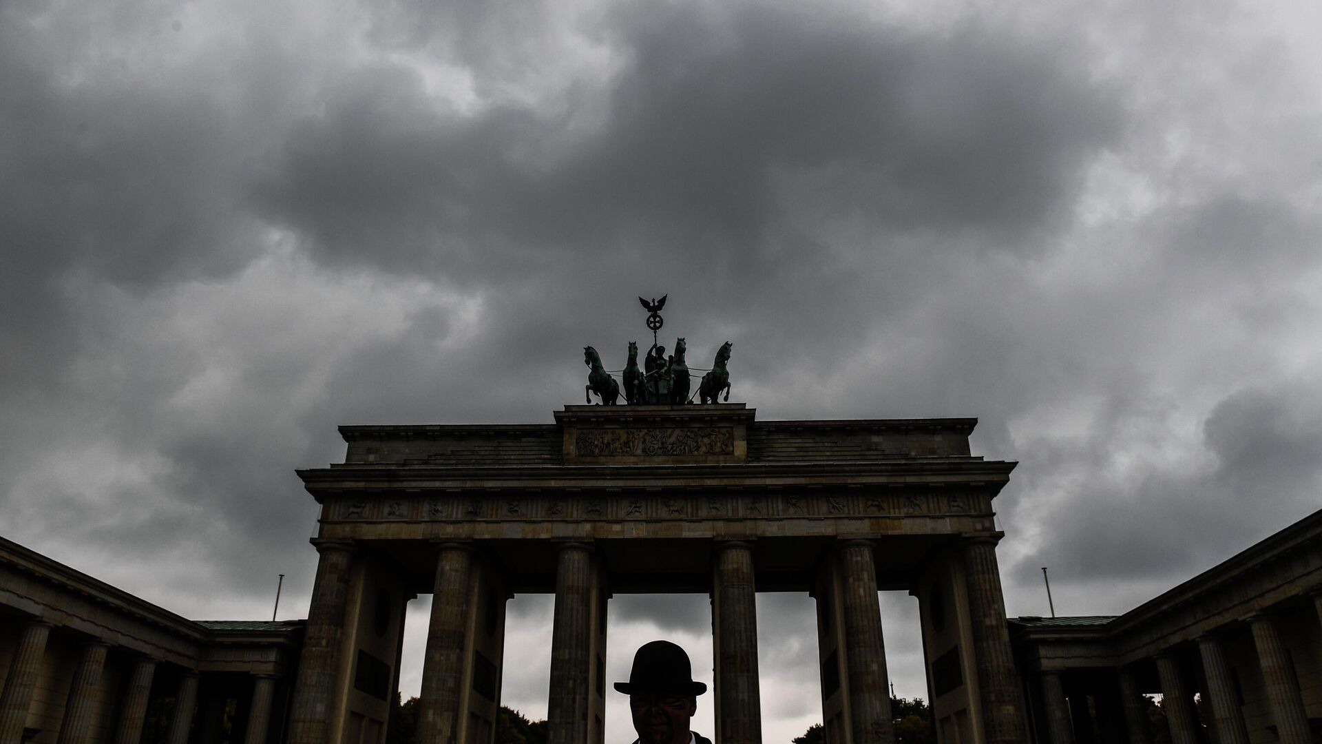 Бранденбургские ворота в Берлине, Германия - ИноСМИ, 1920, 24.01.2023