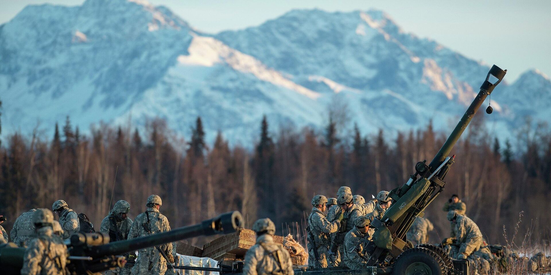 Американские десантники во время учений на военной базе Эльмендорф — Ричардсон в Анкоридже, Аляска - ИноСМИ, 1920, 10.02.2024