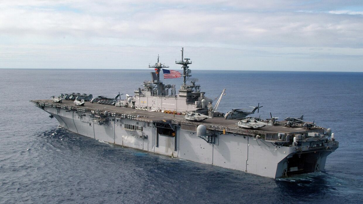 Американский корабль USS Kearsarge