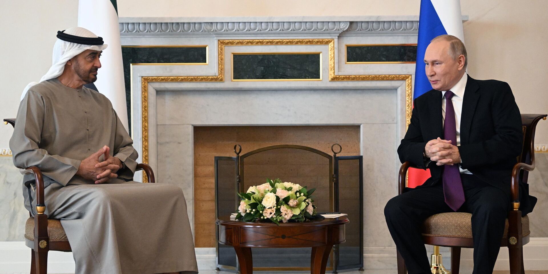 Встреча президента РФ В. Путина с президентом ОАЭ М. бен Заидом Аль Нахайяном - ИноСМИ, 1920, 11.10.2022