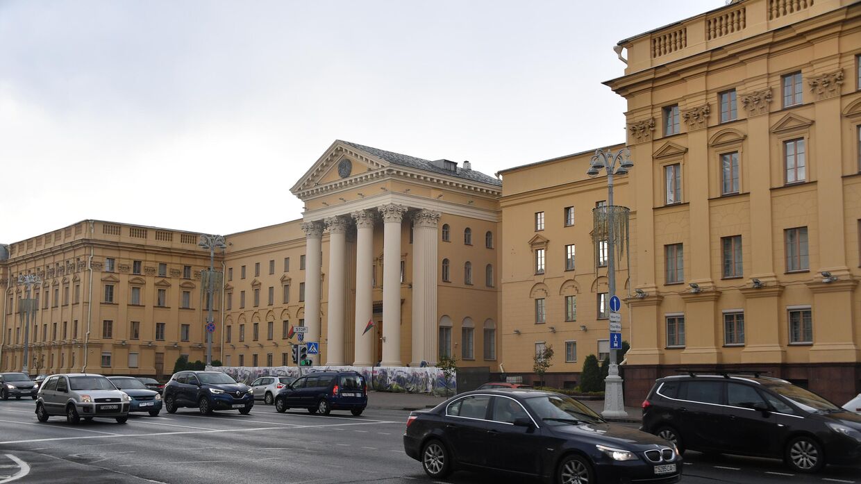 Здание КГБ на проспекте Независимости в Минске