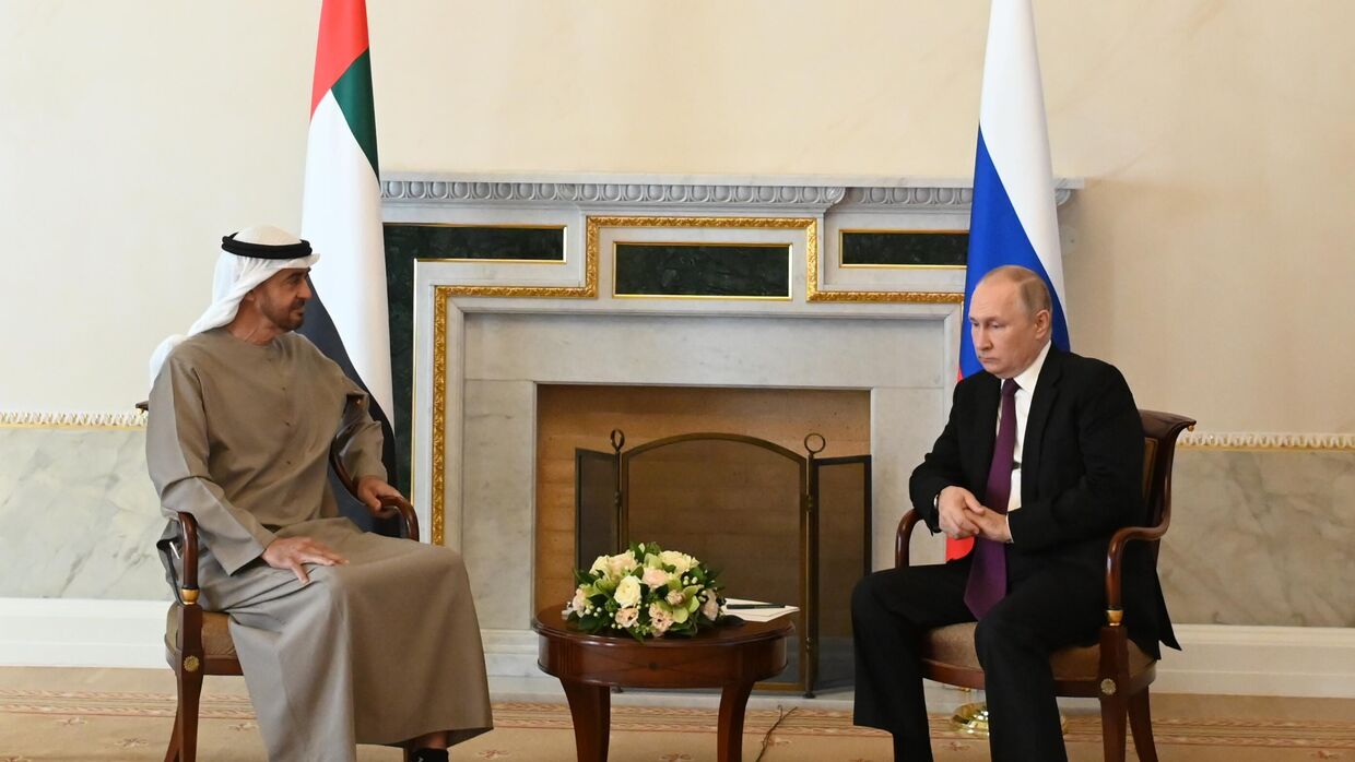 Встреча президента РФ В. Путина с президентом ОАЭ М. бен Заидом Аль Нахайяном
