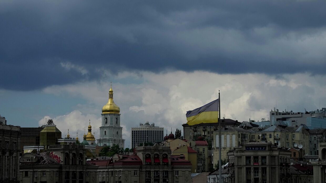Украинский флаг в Киеве. Архивная фотография