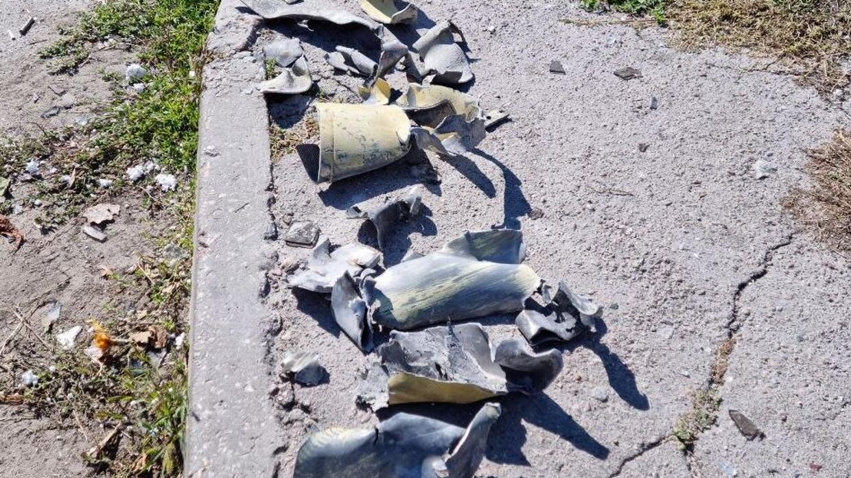Фрагменты от разорвавшихся снарядов в Херсоне