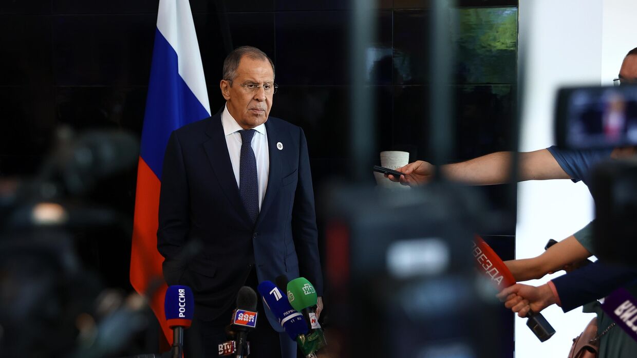 Глава МИД РФ С. Лавров принял участие в Восточноазиатском саммите Глава МИД РФ С. Лавров принял участие в Восточноазиатском саммите