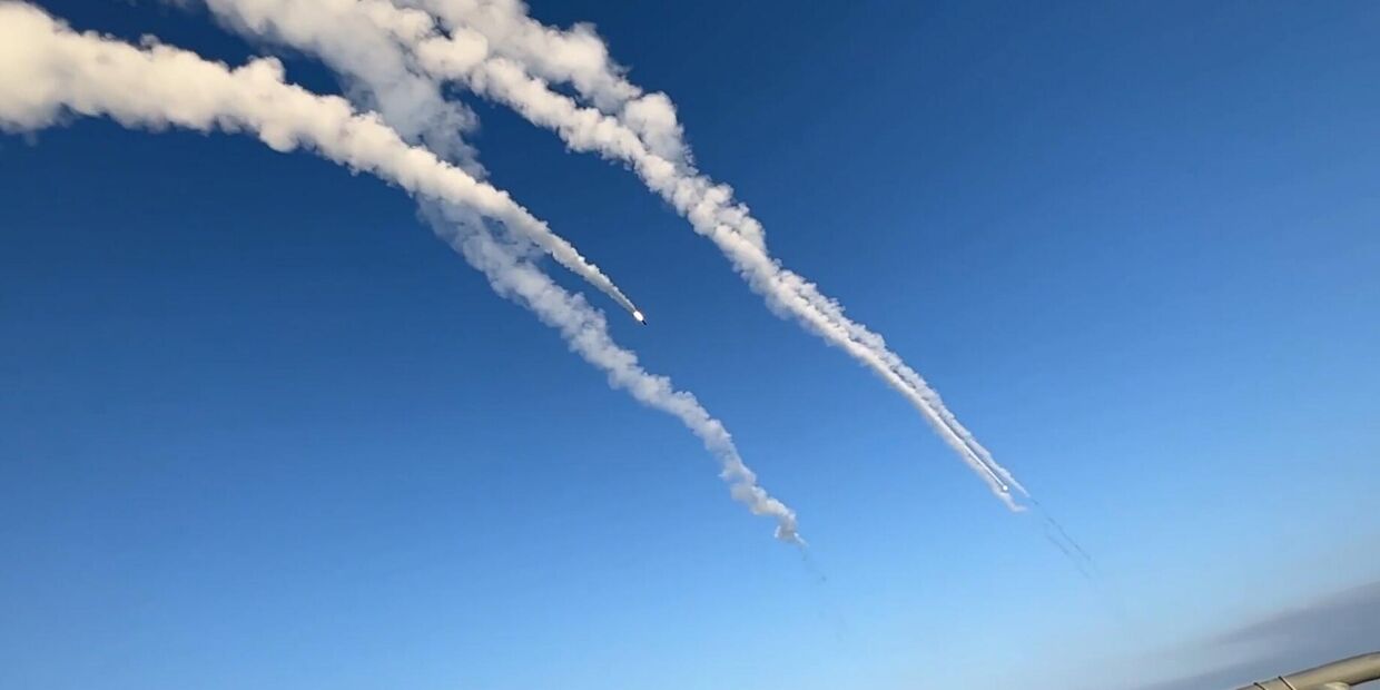 Пуск российских ракет по арсеналу с западным оружием во Львовской области