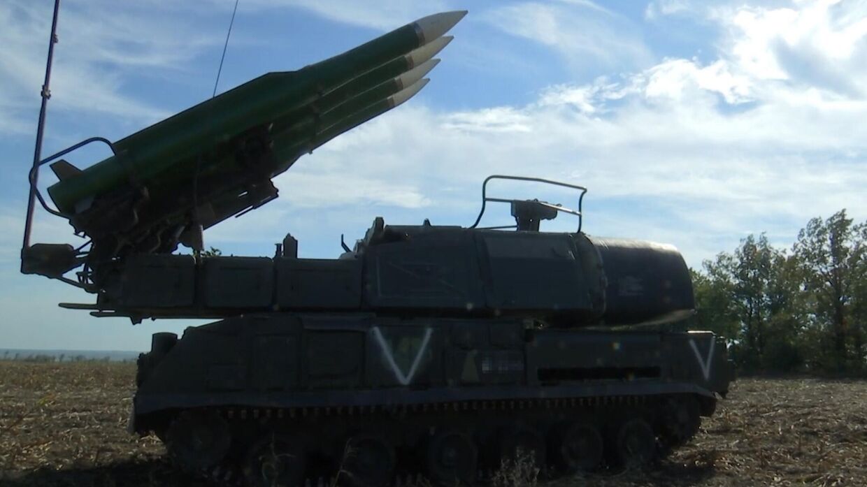 Пуски ракет и снарядов по украинским объектам военного управления и энергетики