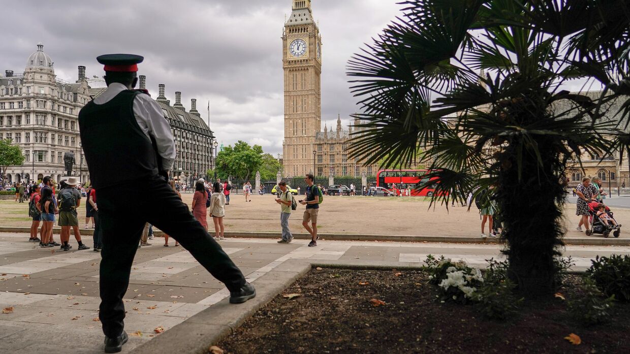 Парламентская площадь в Лондоне