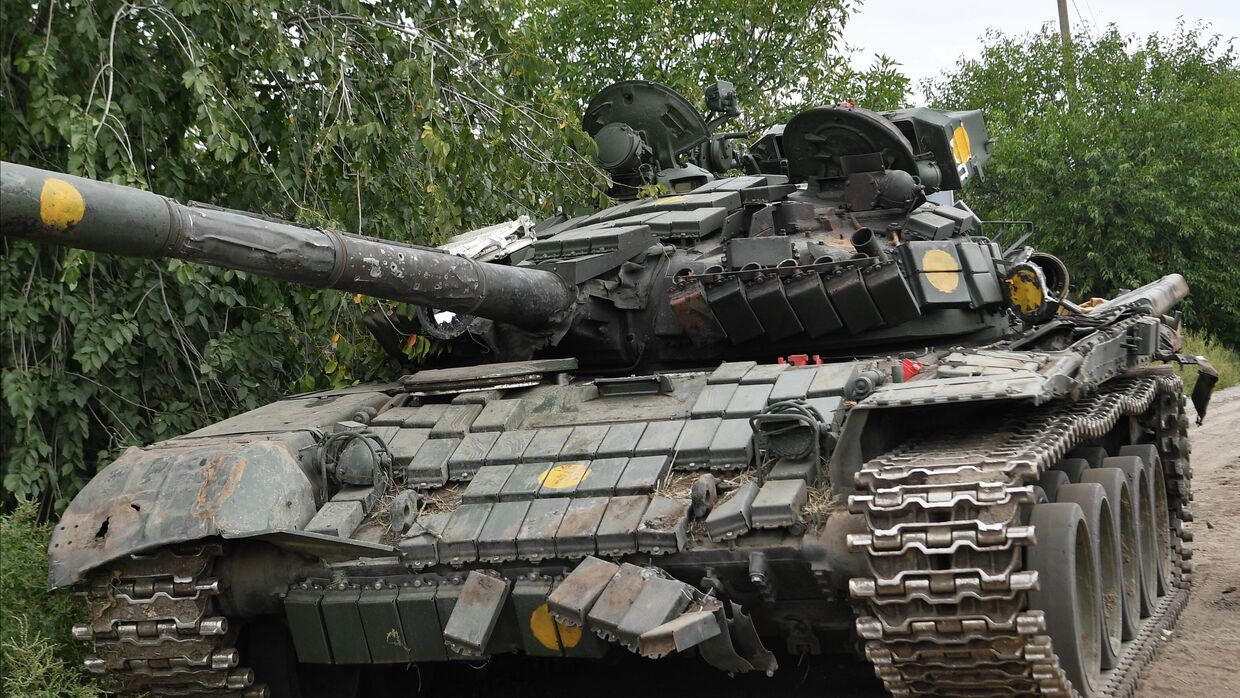 Вооруженные силы РФ подбили танк Т-72 ВСУ