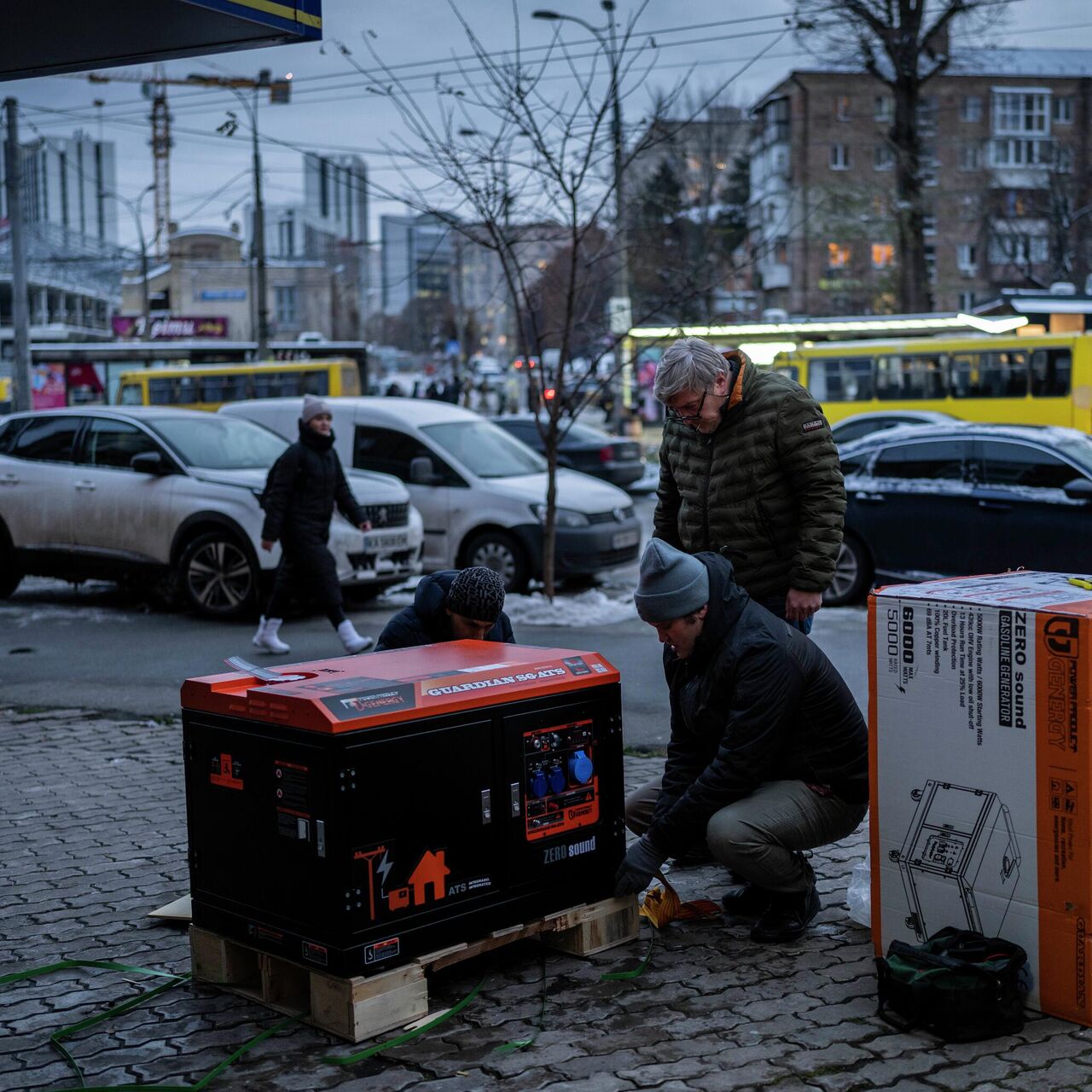 Товар закончился, ждите. На Украине дефицит даже самых дорогих генераторов  (Вести.ua, Украина) | 06.12.2022, ИноСМИ