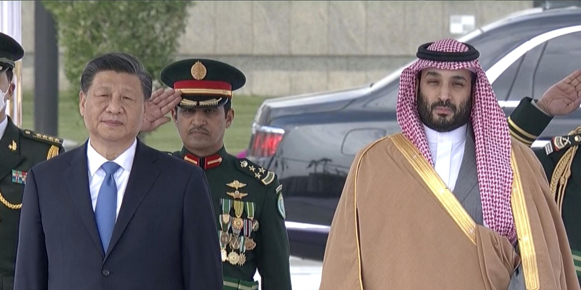 Председатель КНР Си Цзиньпин и наследный принц Саудовской Аравии Мухаммед бен Салман в Эр-Рияде. 8 декабря 2022 года - ИноСМИ, 1920, 08.12.2022