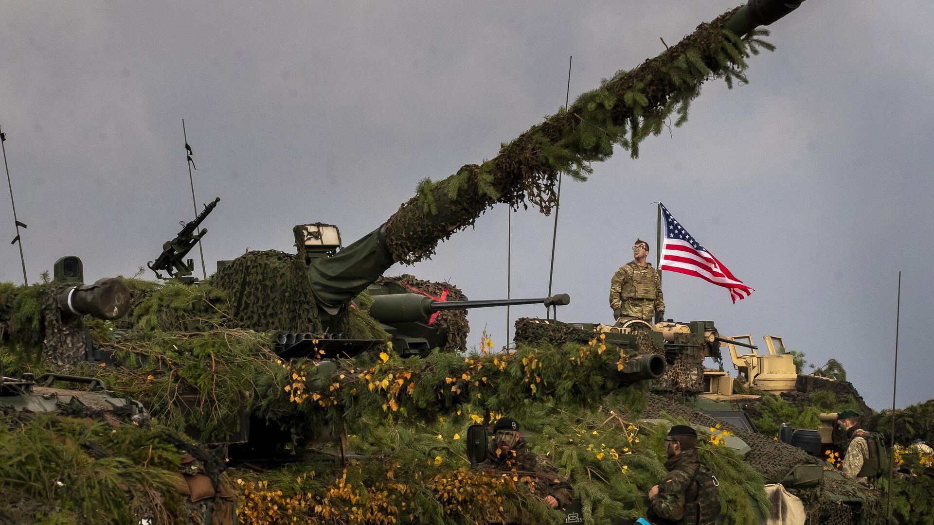 Военнослужащие армии США принимают участие в военных учениях НАТО на полигоне Пабраде, Литва. 26 октября 2022 года - ИноСМИ, 1920, 02.04.2024