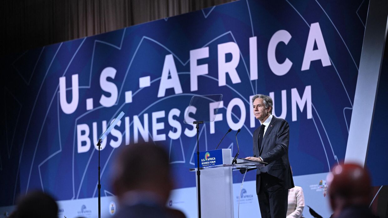 Государственный секретарь США Энтони Блинкен выступает на саммите лидеров США и Африки в Вашингтоне. 14 декабря 2022 года
