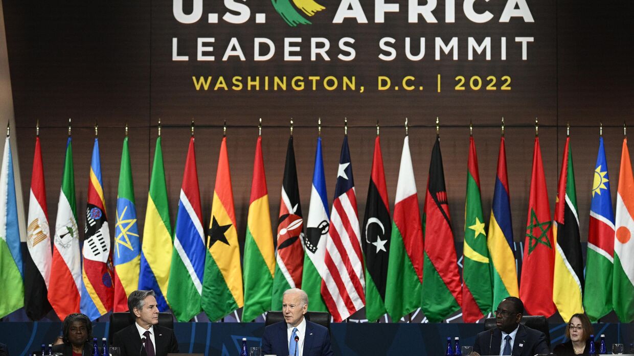 Президент США Джо Байден и госсекретарь Энтони Блинкен во время саммита в Вашингтоне. 15 декабря 2022 года
