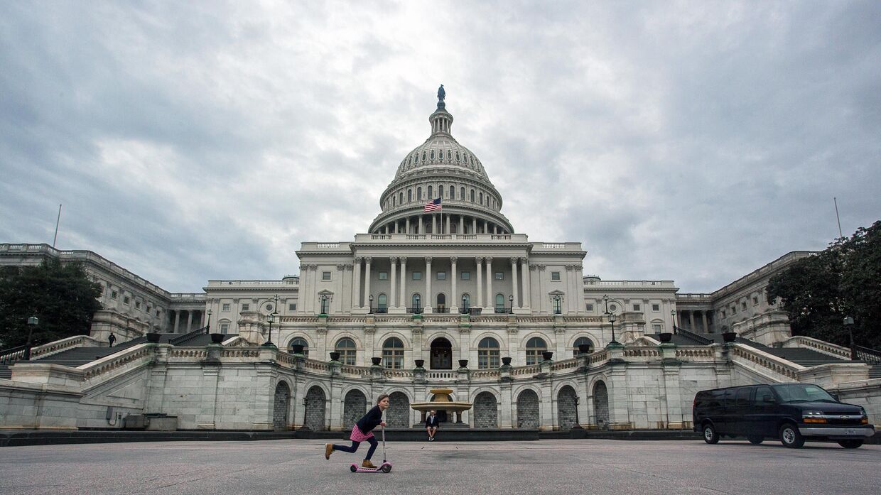 Здание Конгресса США на Капитолийском холме в Вашингтоне.