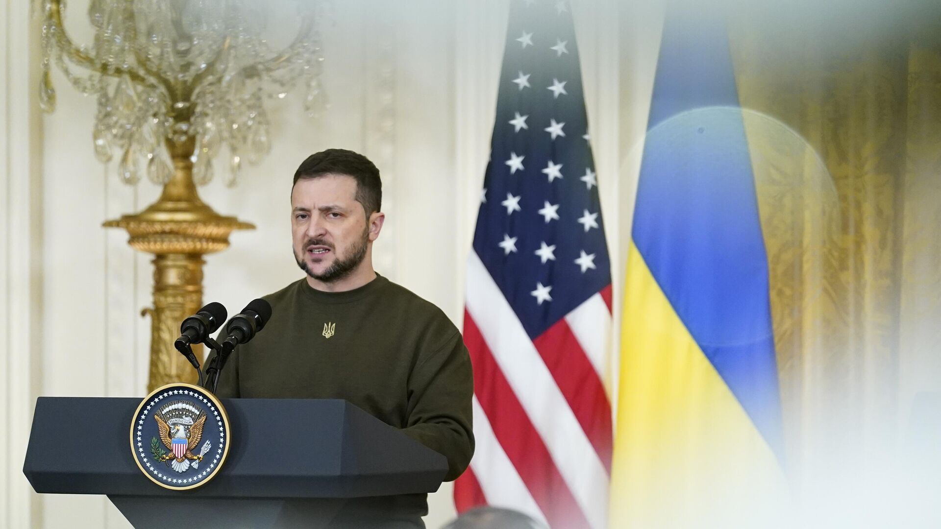 Президент Украины Владимир Зеленский выступает в Белом доме в Вашингтоне. 21 декабря 2022 года - ИноСМИ, 1920, 17.01.2023