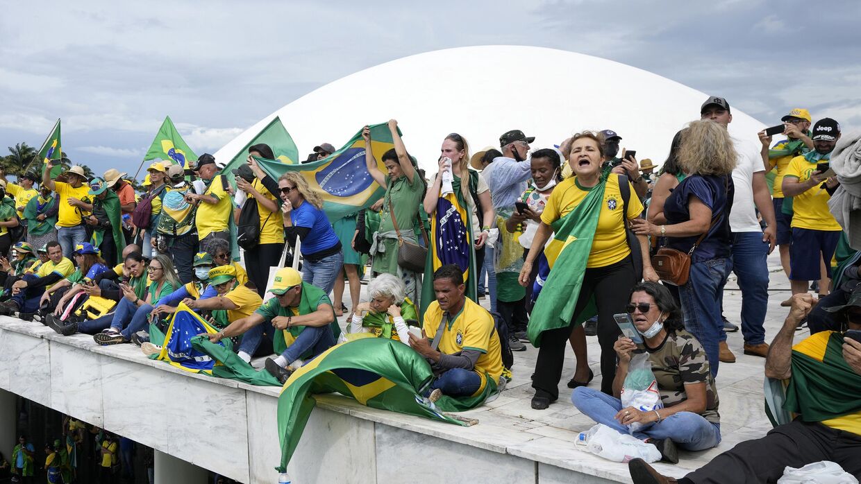 Протестующие в Бразилиа, Бразилия. 8 января 2023 года