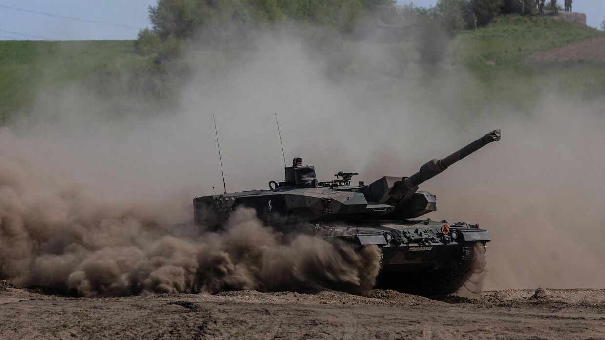 Польский танк Leopard во время военных учений в Польше