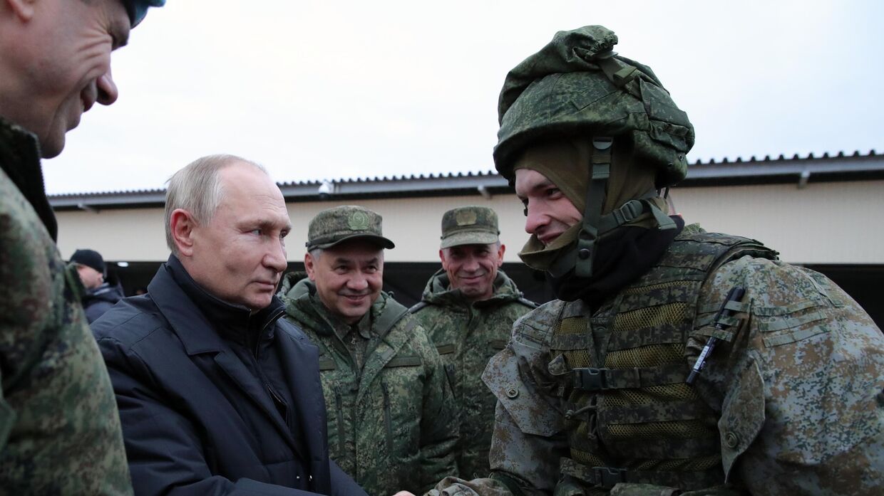 Президент РФ В. Путин посетил полигон Западного военного округа в Рязанской области 20 октября 2022
