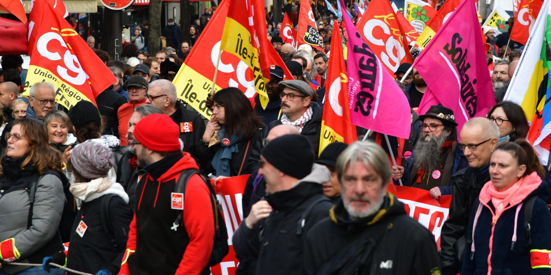 Акция протеста профсоюзов во Франции. Протестующие требуют повышения зарплат и улучшения условий труда - ИноСМИ, 1920, 01.02.2023