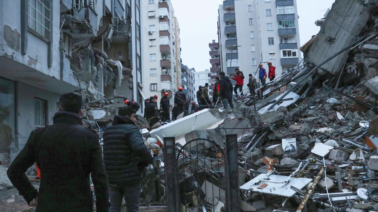 Последствия землетрясения в Адане, Турция. 6 февраля 2023 года