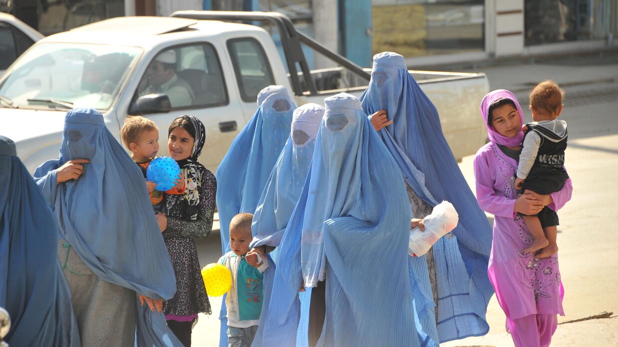 Афганские женщины. Исламская Республика Афганистан