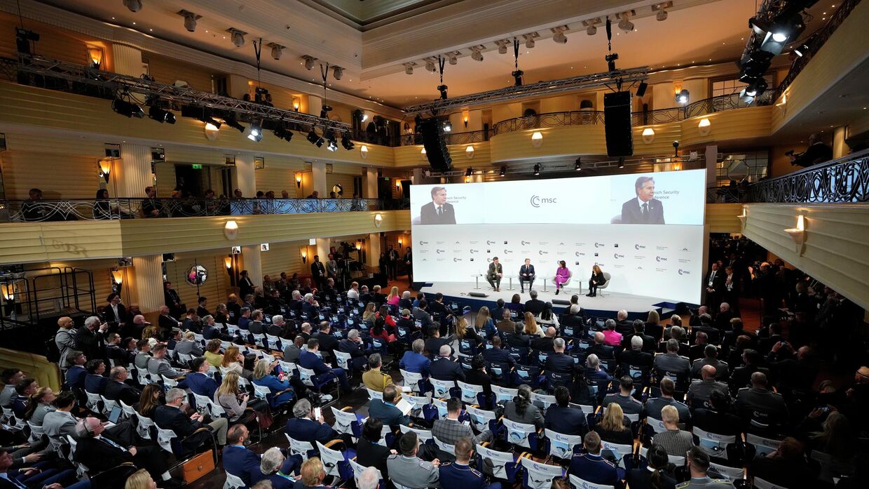 Государственный секретарь Соединенных Штатов Энтони Блинкен  на Мюнхенской конференции по безопасности в Мюнхене. 18 февраля 2023 года.