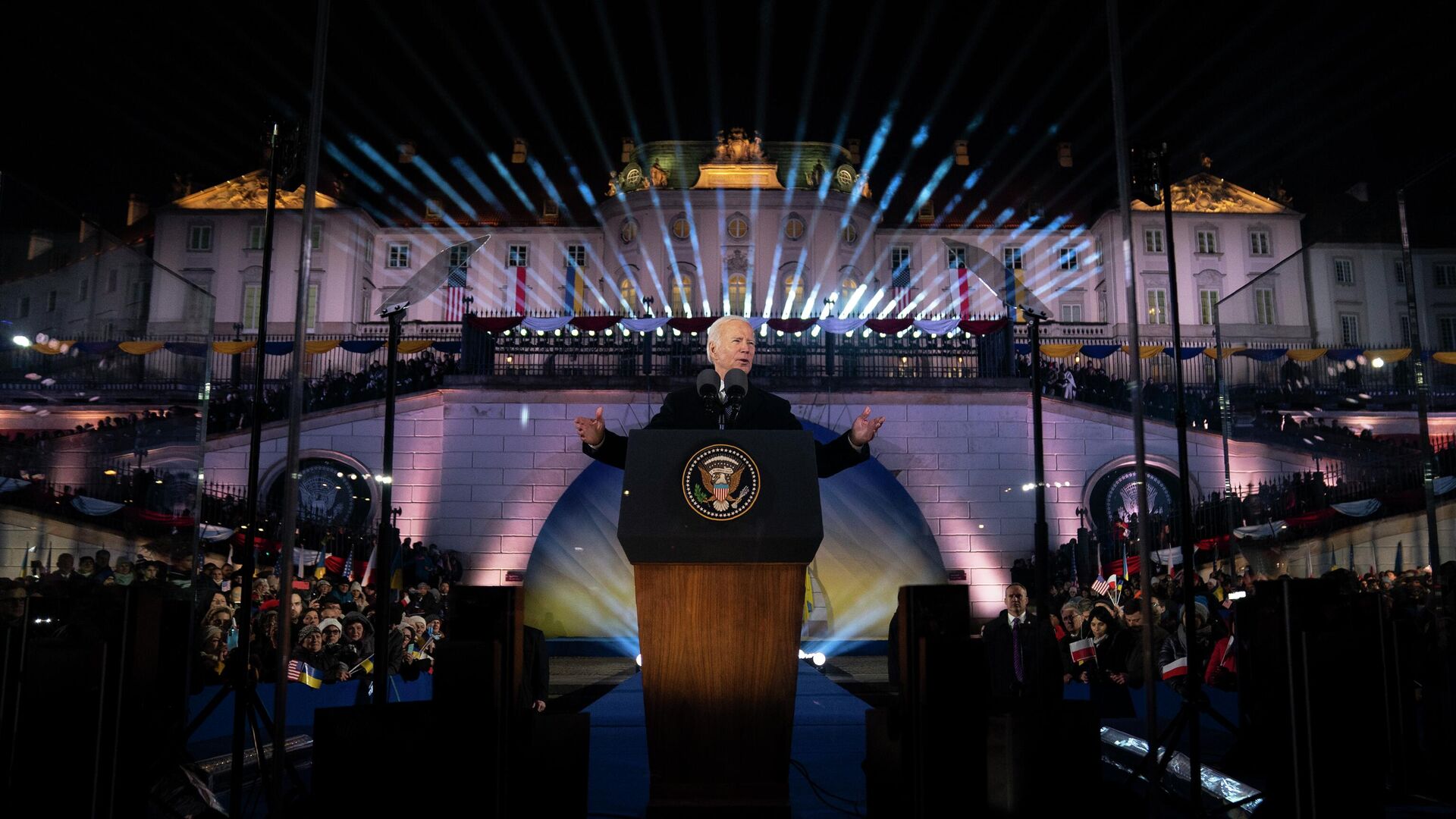 Президент США Джо Байден выступает в Варшаве, Польша. 21 февраля 2023 года - ИноСМИ, 1920, 06.03.2023