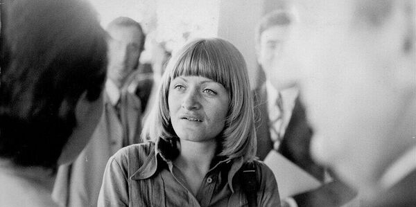 Алиса Шварцер, немецкая политическая активистка - в молодости