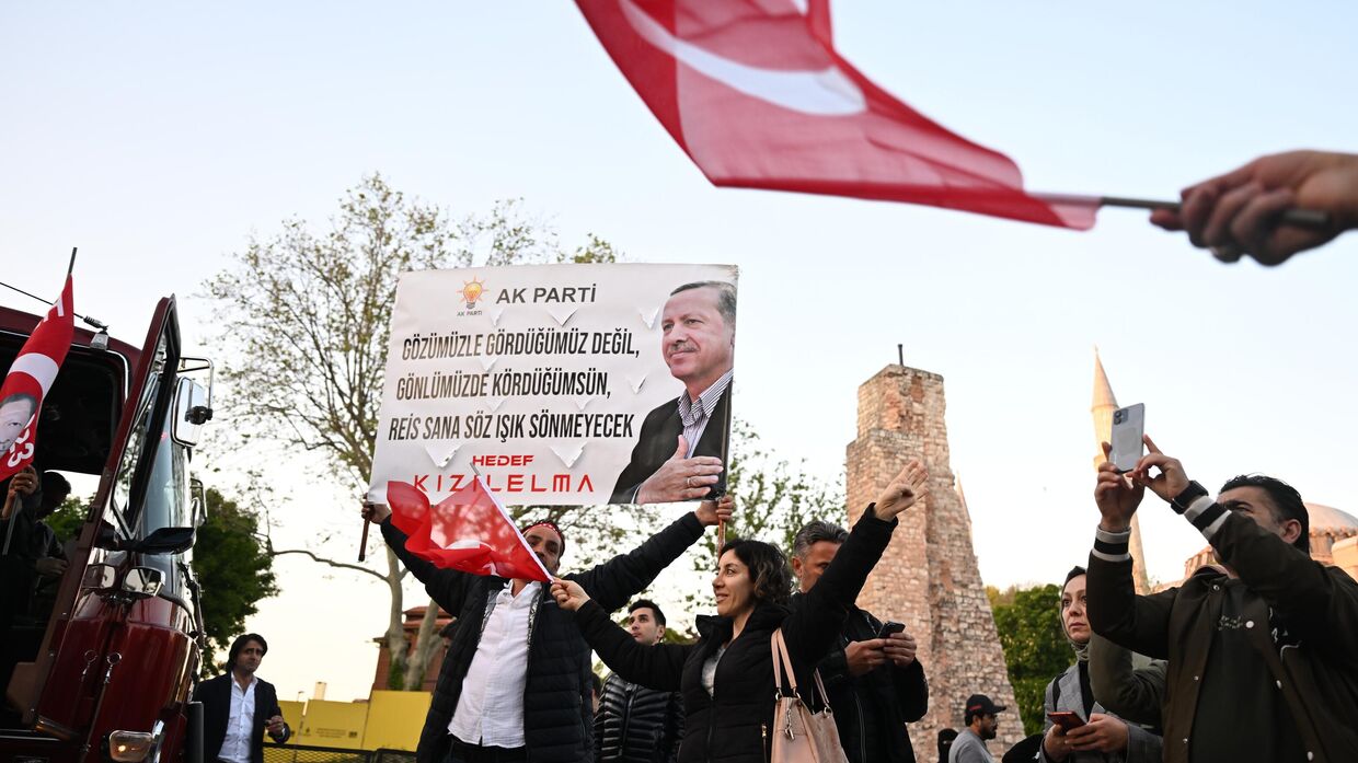 Стамбул накануне всеобщих выборов