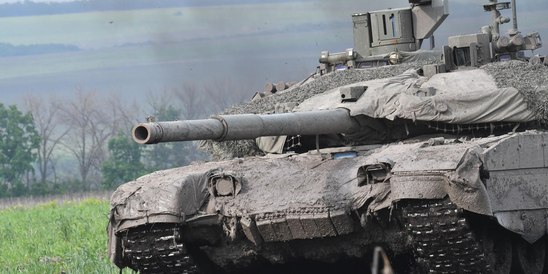 Работа танка Т90-М Прорыв и 120-мм миномета в зоне СВО - ИноСМИ, 1920, 05.06.2023