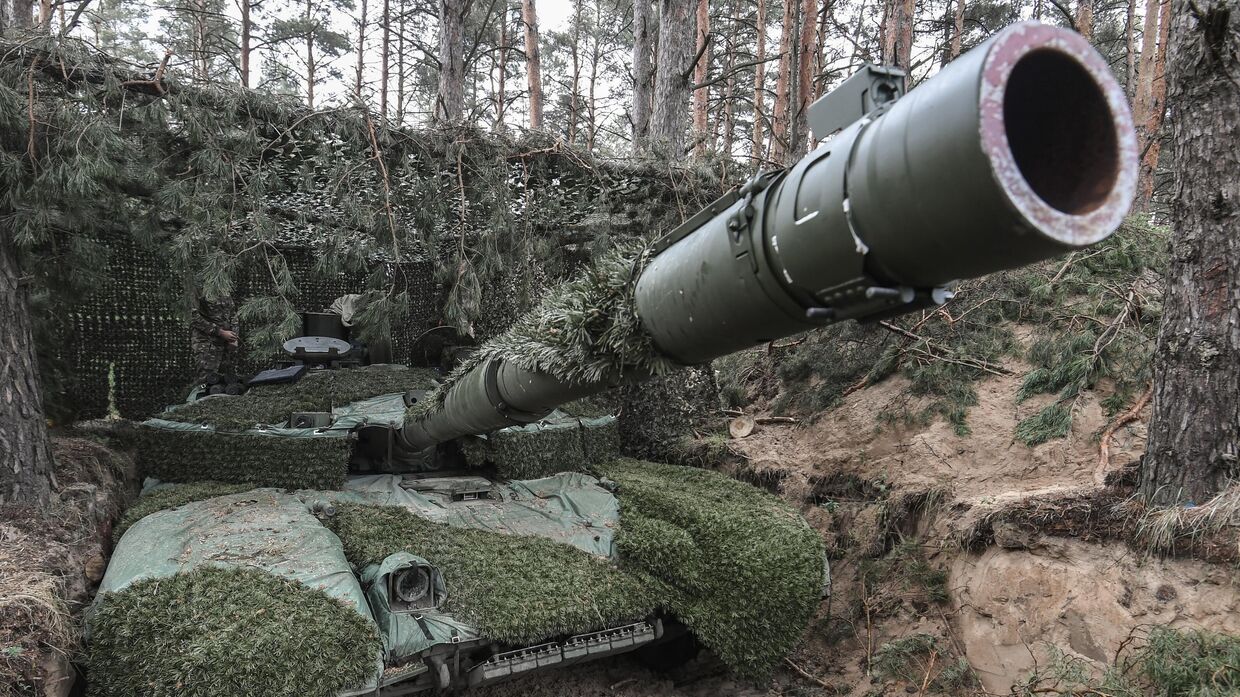 Подготовка экипажей танков Т-90 Прорыв