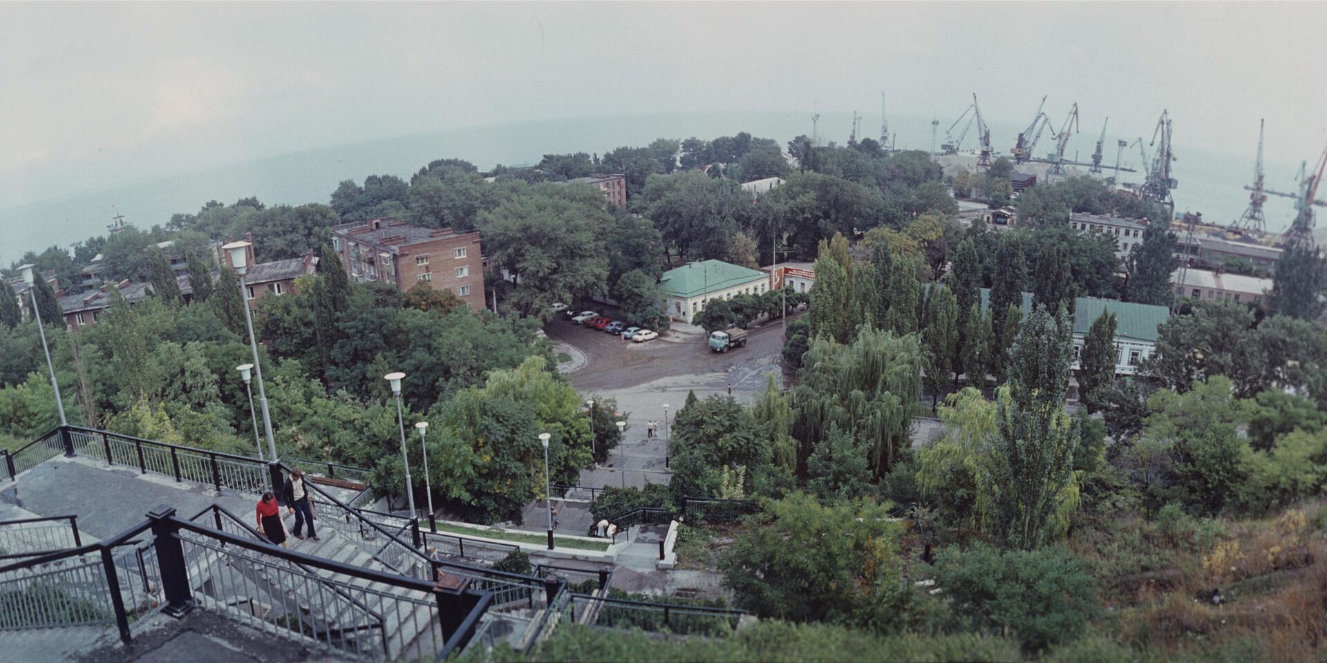 Панорамный вид на Таганрогский морской торговый порт в Ростовской области. - ИноСМИ, 1920, 28.07.2023