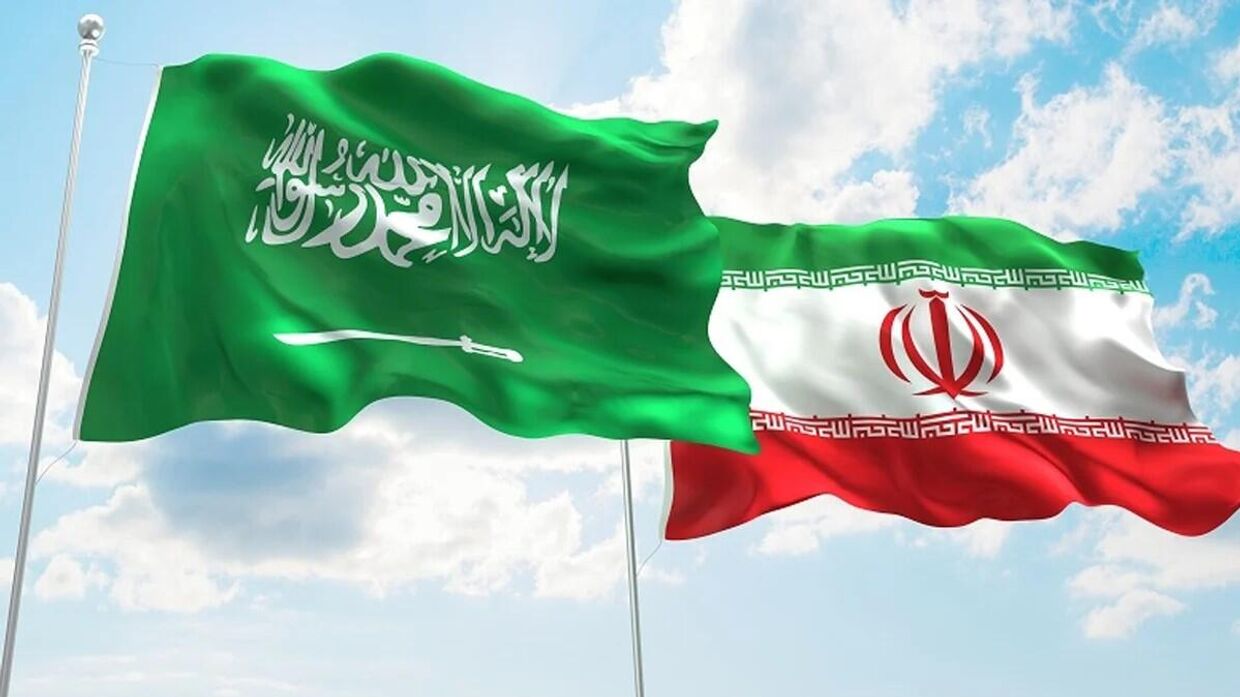 Флаги Саудовской Аравии и Ирана 
