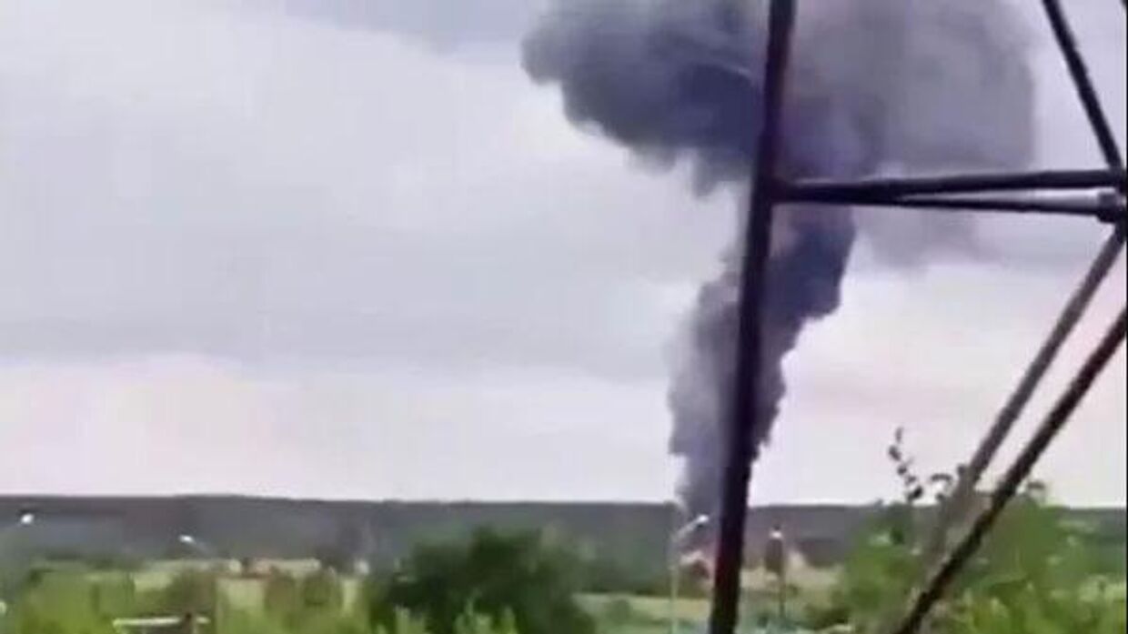 Частный самолет разбился в Тверской области, среди пассажиров был Пригожин