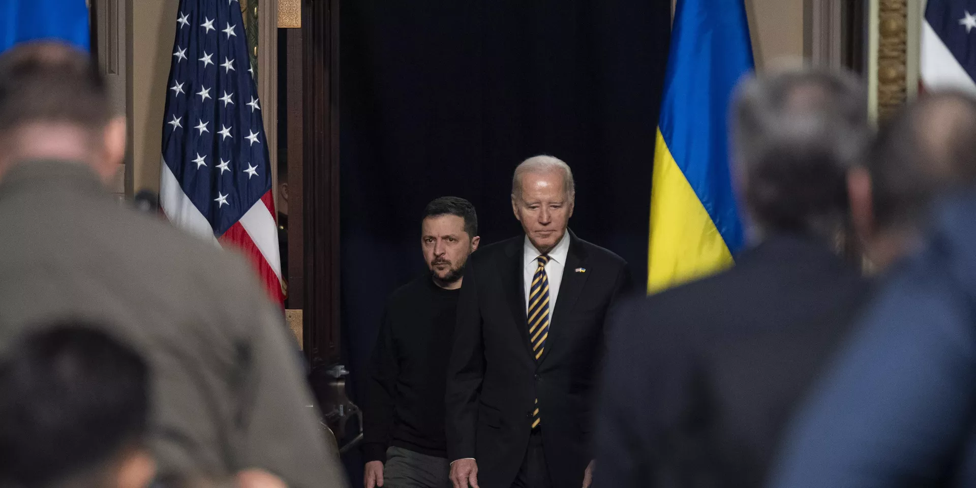 Президент Украины Владимир Зеленский и президент США Джо Байден во время пресс-конференции в Белом доме в Вашингтоне Президент Украины Владимир Зеленский и президент США Джо Байден во время пресс-конференции в Белом доме в Вашингтоне - ИноСМИ, 1920, 13.12.2023
