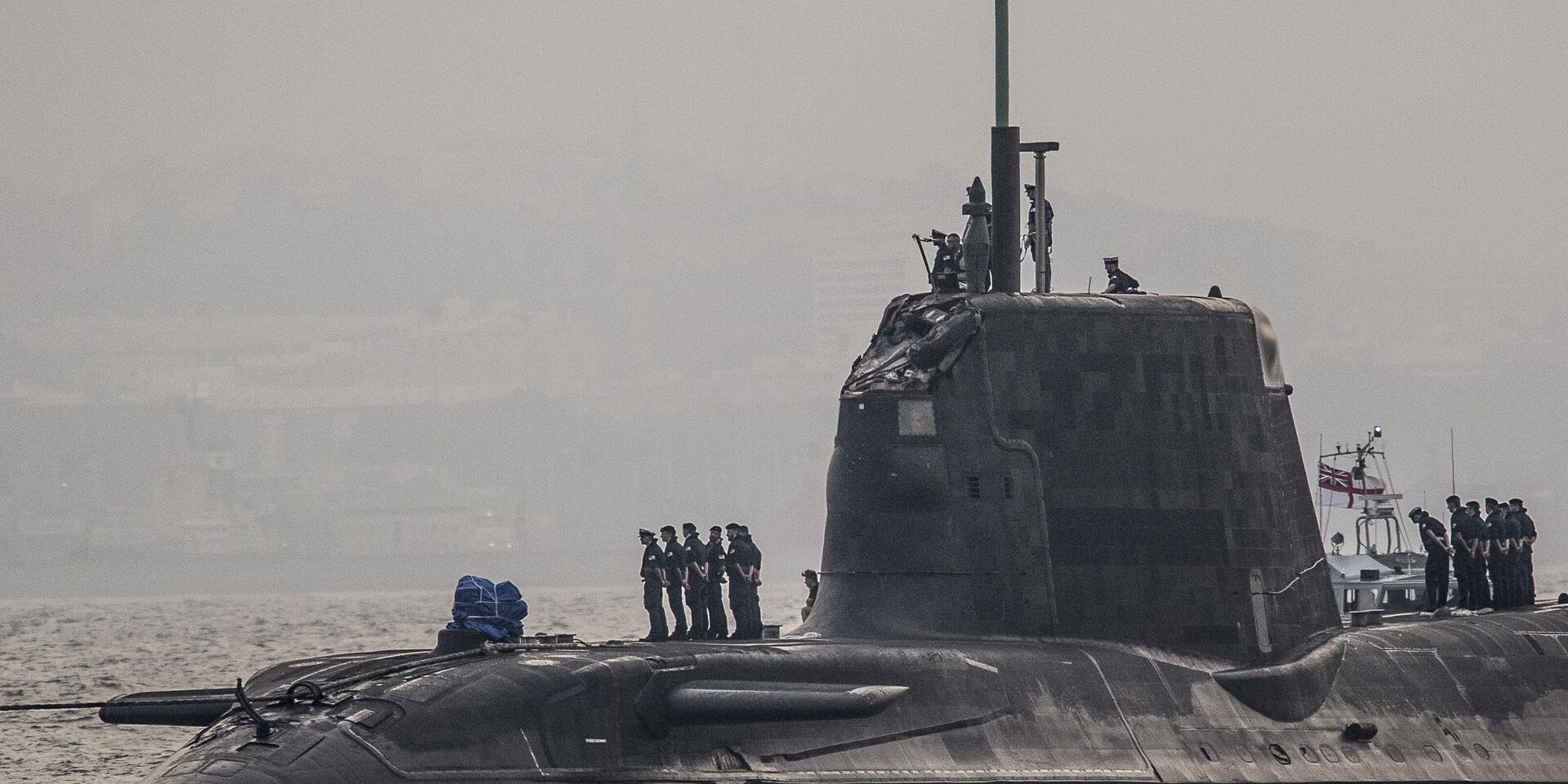 Атомная подводная лодка Королевского флота Великобритании Ambush прибывает на военно-морскую базу в Гибралтаре 20 июля 2016 года - ИноСМИ, 1920, 21.02.2024