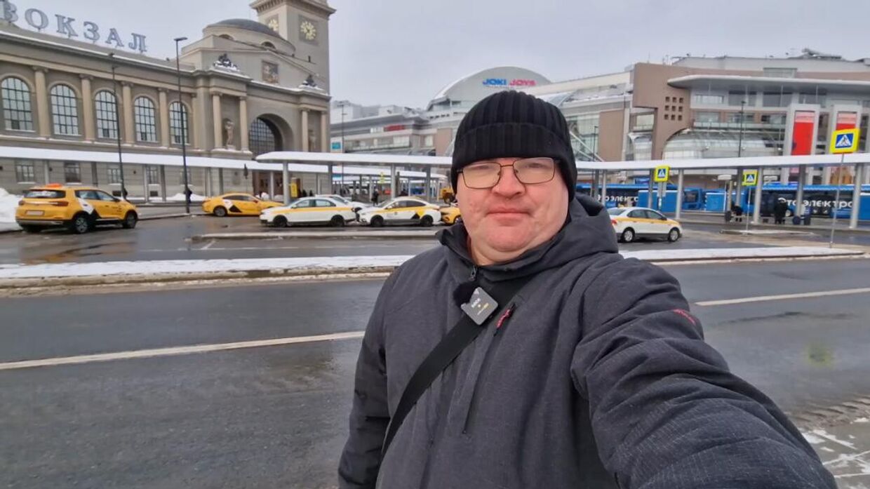 Австралийский блогер повторил путь Карлсона по Москве и пришел в восторг 