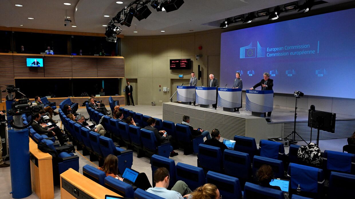 Пресс-конференция по итогам заседания коллегии по Европейской оборонно-промышленной стратегии и Европейской программе инвестиций в оборону в штаб-квартире ЕС в Брюсселе 5 марта 2024 года