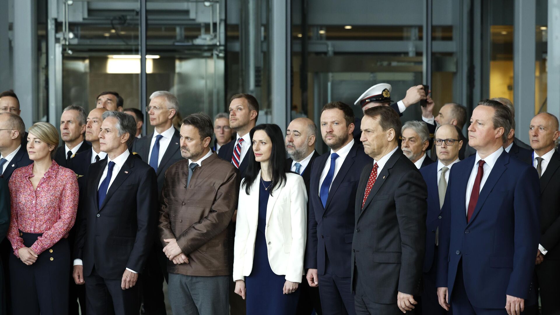 Министры иностранных дел стран НАТО принимают участие в церемонии, посвященной 75-летию НАТО, в штаб-квартире НАТО в Брюсселе - ИноСМИ, 1920, 04.04.2024
