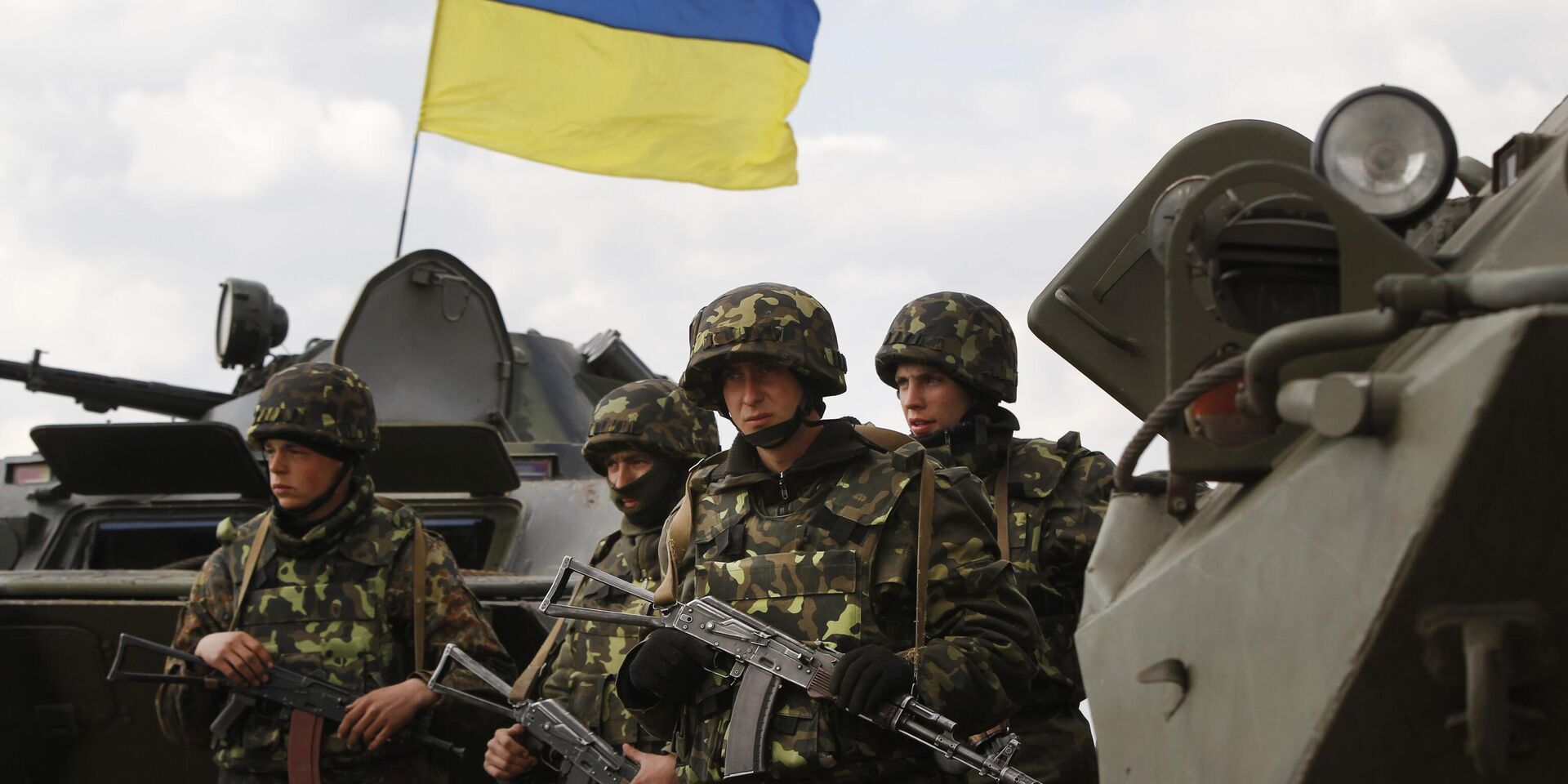 В осажденном украинском городе, где солдаты ждут американское оружие