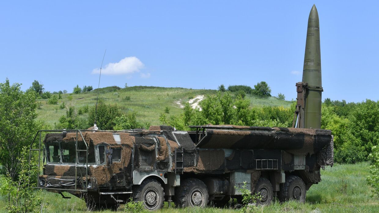 Оперативно-тактический ракетный комплекс Искандер М Вооруженных сил России в зоне проведения спецоперации
