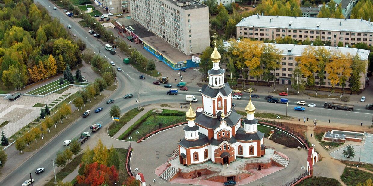 Храм во имя великомучениц Веры, Надежды, Любови и матери их Софии в западном микрорайоне Кирова