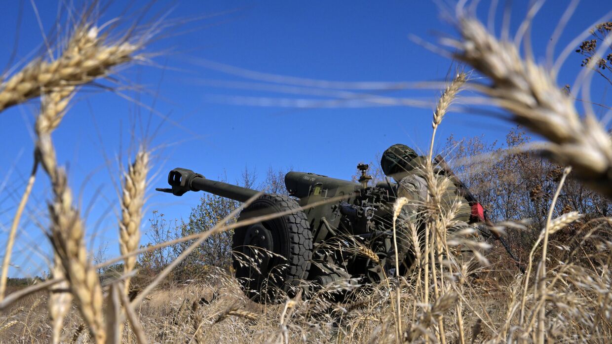 Боевая подготовка артиллеристов ЦВО в ЛНР